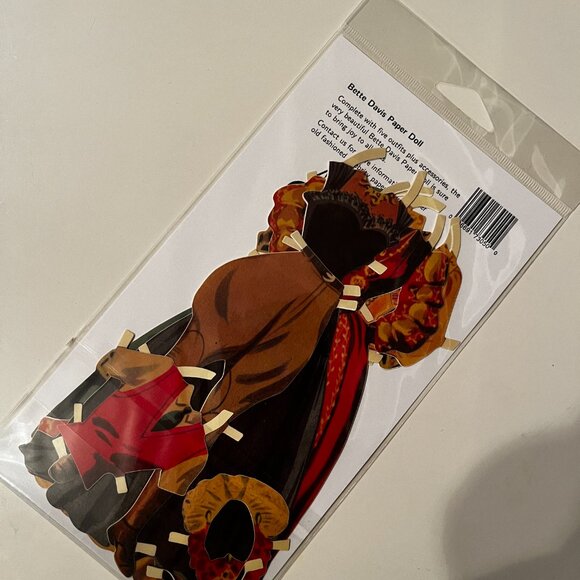 Bette Davis Paper Doll – 5 Outfits and Accessories (New, Original Packaging)‎ - Picture 5 of 8